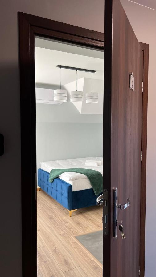 Aparthotel W Dolinie Stawow Zator By Housine Las Luaran gambar