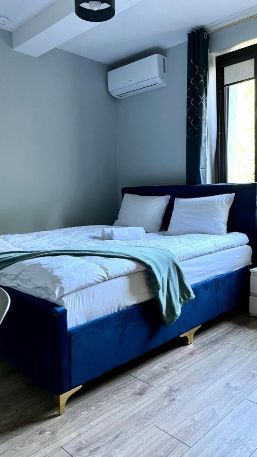 Aparthotel W Dolinie Stawow Zator By Housine Las Luaran gambar