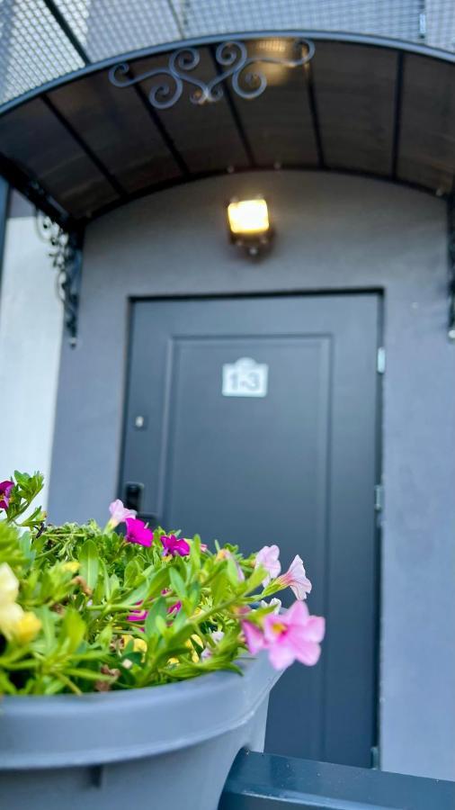 Aparthotel W Dolinie Stawow Zator By Housine Las Luaran gambar