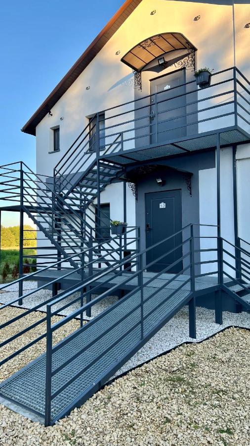 Aparthotel W Dolinie Stawow Zator By Housine Las Luaran gambar